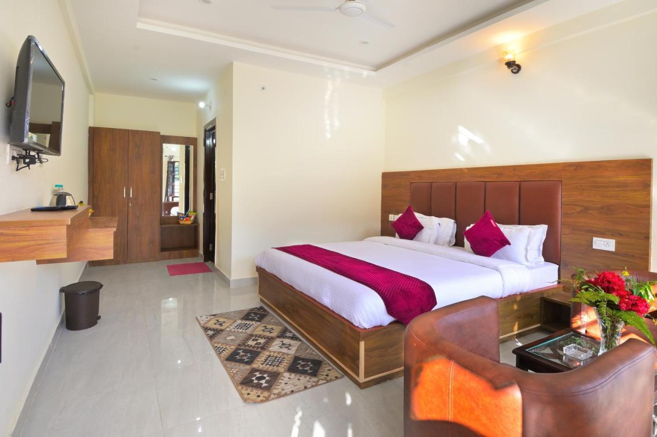 La Riqueza Dhanolti View # Near To Eco Park & Surkanda Devi Temple # Mountain View Rooms With Balcony # Big Parking # Customer Favourite Hotel Данаулти Екстериор снимка