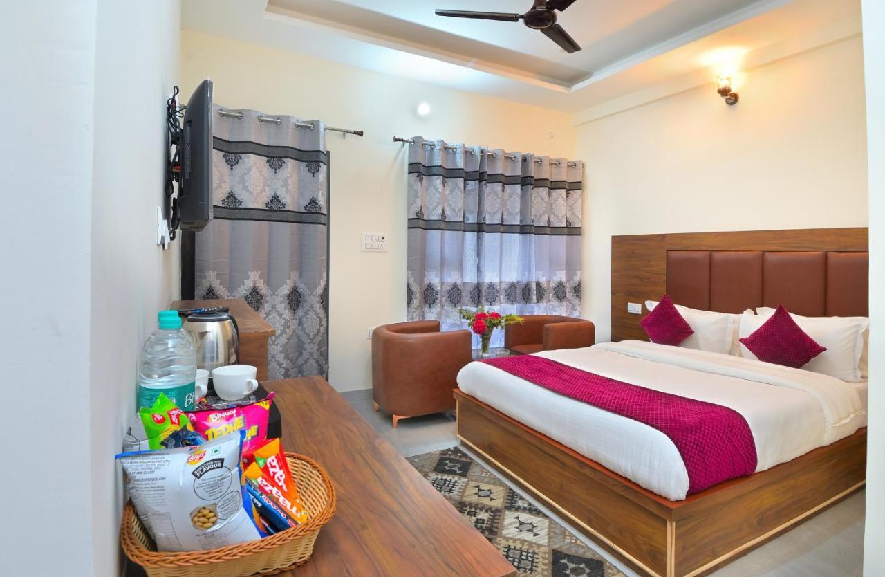La Riqueza Dhanolti View # Near To Eco Park & Surkanda Devi Temple # Mountain View Rooms With Balcony # Big Parking # Customer Favourite Hotel Данаулти Екстериор снимка
