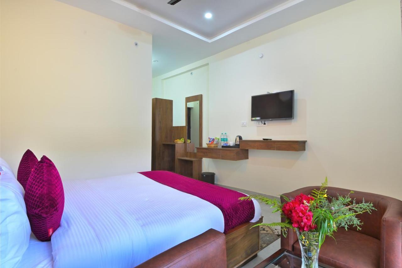 La Riqueza Dhanolti View # Near To Eco Park & Surkanda Devi Temple # Mountain View Rooms With Balcony # Big Parking # Customer Favourite Hotel Данаулти Екстериор снимка